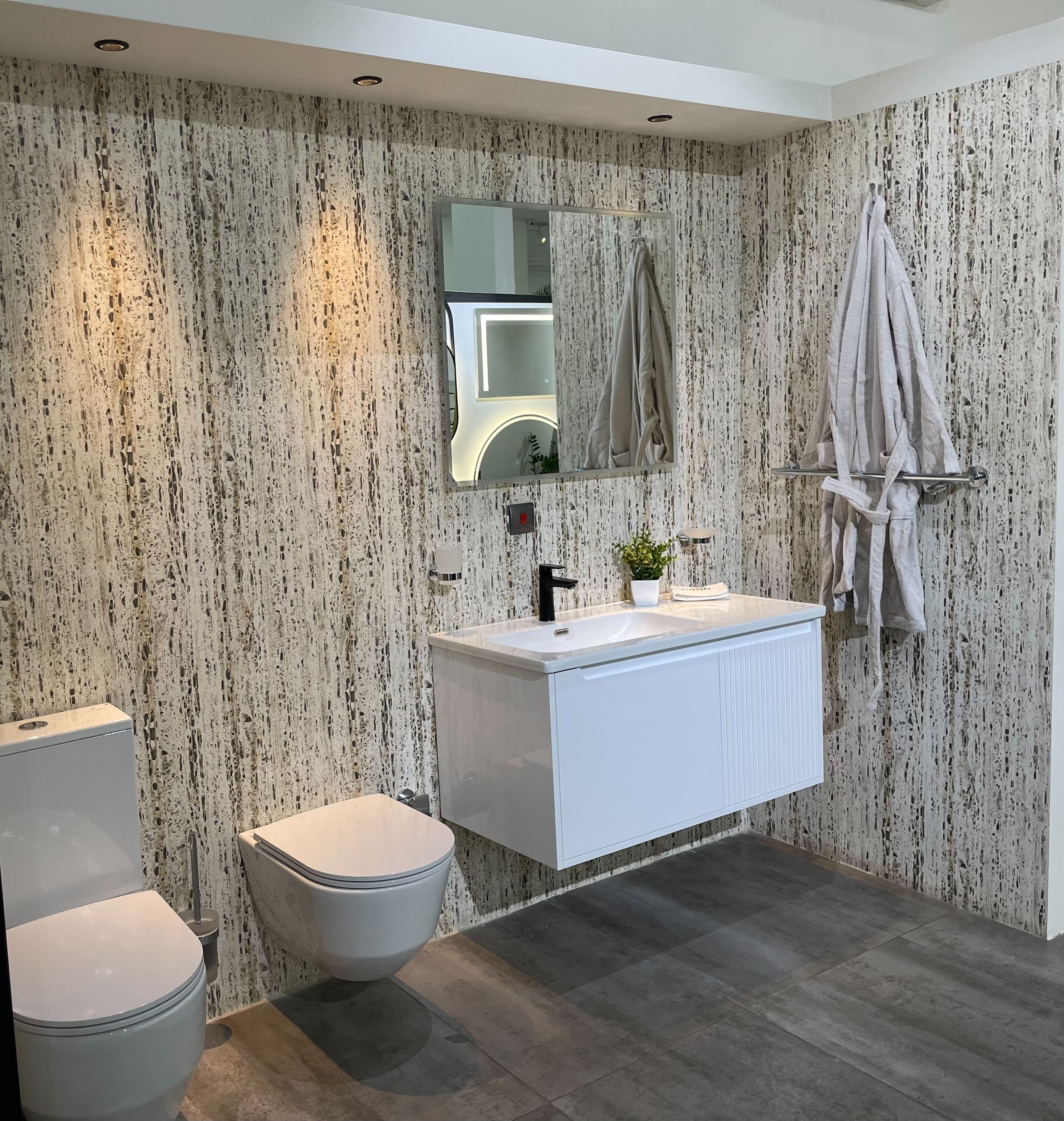 Start Fresh: Simple Bathroom Upgrades to Transform Your Space in 2025